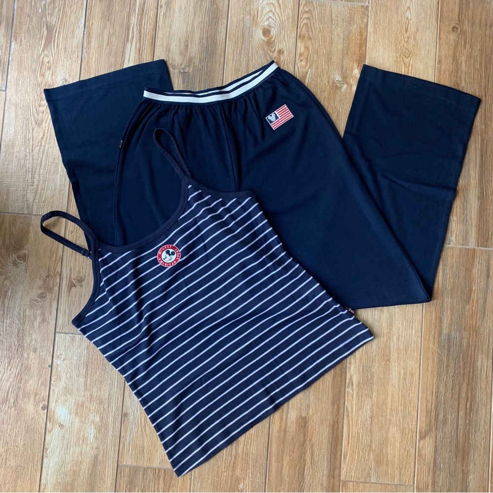 NWT Disney American Sport Mickey Women’s Pajama Set